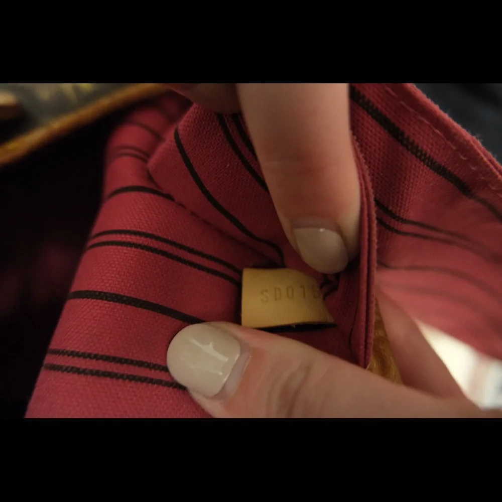 Louis Vuitton Neverfull MM Pivoine - Picture 3 of 15